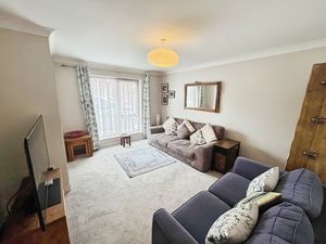 Lounge- click for photo gallery